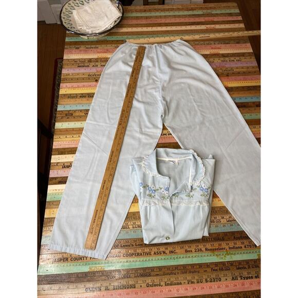 Vintage PHILMAID Two Piece PAJAMA SET SIZE 36 Embroidered M/ L Daisy Women’s - Picture 10 of 16